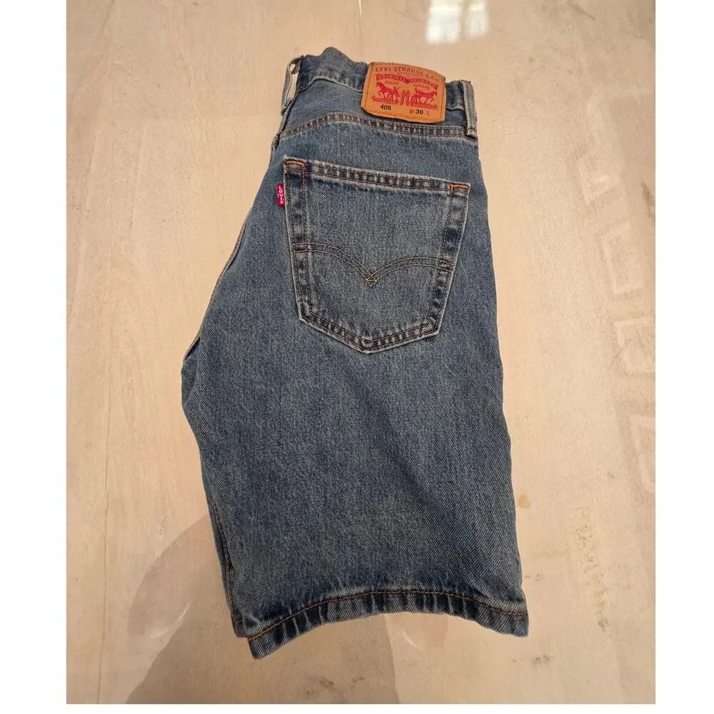 Levi's 405 Denim Standard Jean Shorts SZ 30 Classic 100% Cotton - Picture 1 of 8